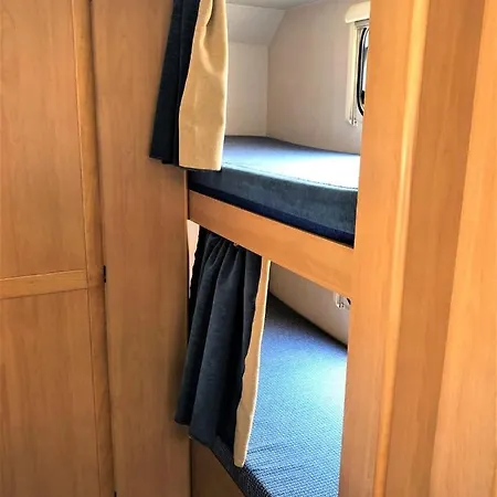 Дом отдыха Different Holidays At Motor Camper Caravan At Tenerife South *